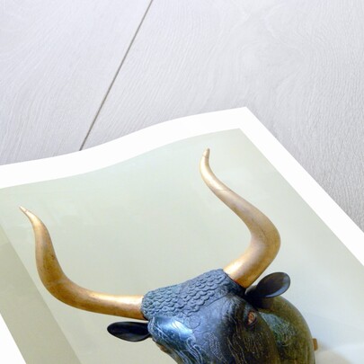 Minoan rhyton in the form of a bull by Anonymous
