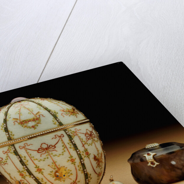 Faberge Kelch Bonbonniere egg pictured with its surprises by Anonymous