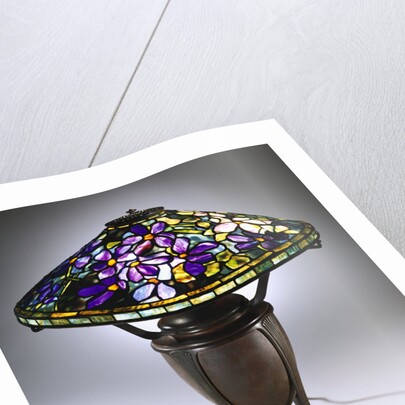 Tiffany Studios 'Wistaria' leaded Glass and bronze table lamp by Anonymous