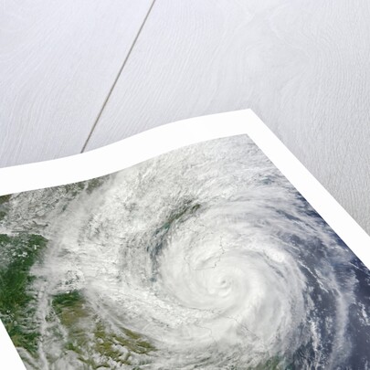 Super Typhoon Haiyan approaching Vietnam by Anonymous
