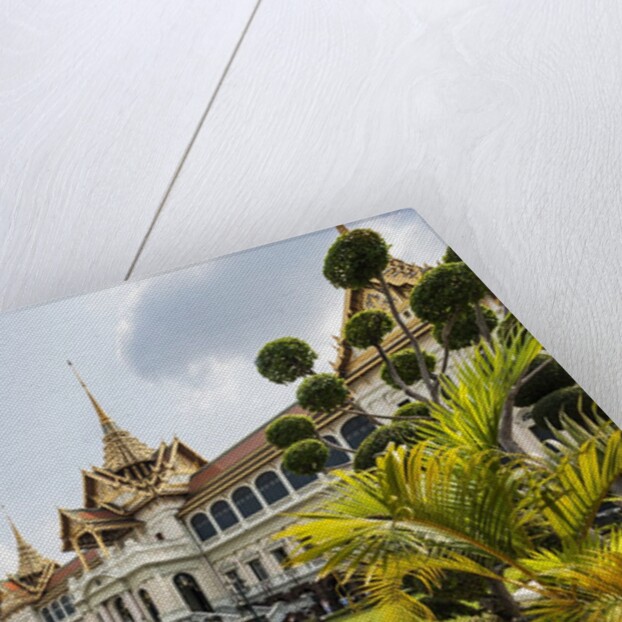 Grand Palace Complex, the Chari Maha Prasat Hall by Anonymous