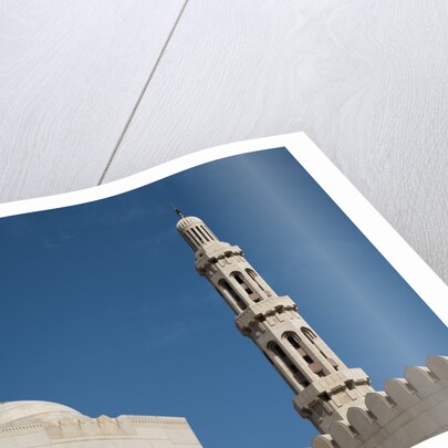Sultan Qaboos mosque by Anonymous