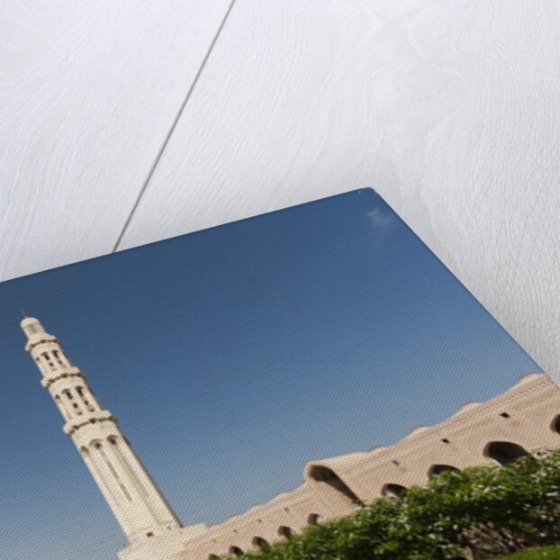 Sultan Qaboos Grand Mosque in Muscat by Anonymous
