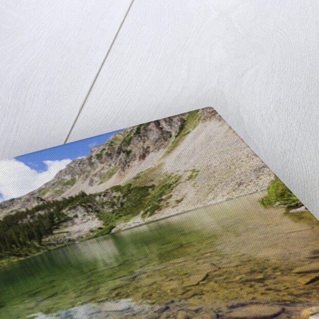 On the Trail to the American Lake. by Anonymous