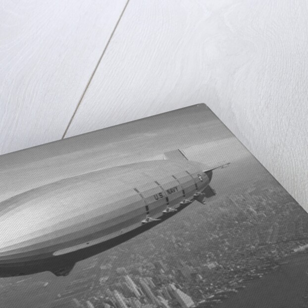Dirigible Macon Over New York City by Anonymous