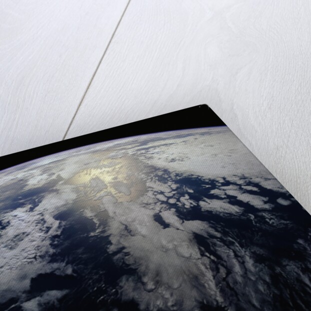 Sunlight Reflected on the Earth by Anonymous
