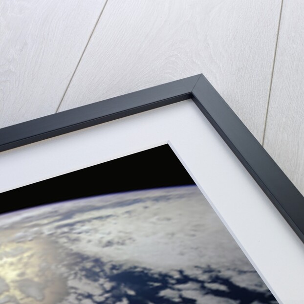 Sunlight Reflected on the Earth by Anonymous