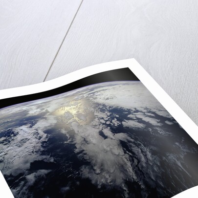 Sunlight Reflected on the Earth by Anonymous