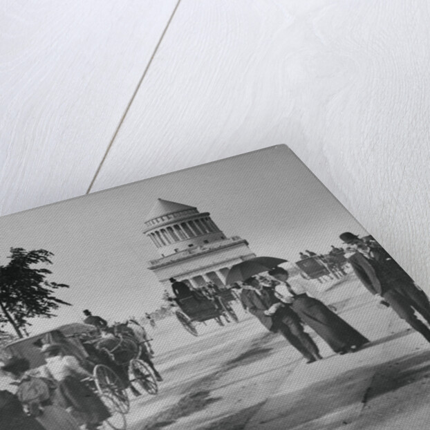 Pedestrians and Wagon Travelers near Grant's Tomb by Anonymous
