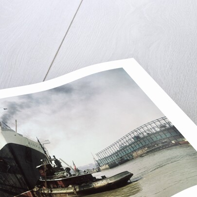 Queen Mary Leaving New York City Pier by Anonymous