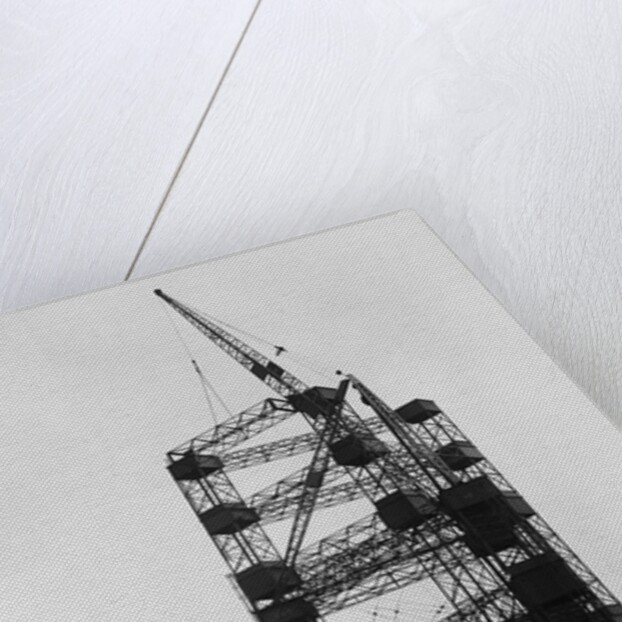 Construction Of The World's Largest Steerable Radio Telescope by Anonymous