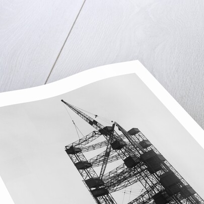 Construction Of The World's Largest Steerable Radio Telescope by Anonymous