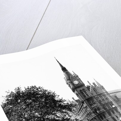 St. Pancras Railway Station by Anonymous