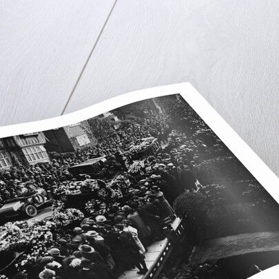 Funeral of Marie Lloyd, 1922 by Anonymous