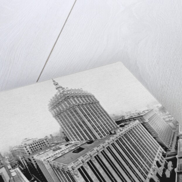 The Grand Central Building in Manhattan by Anonymous