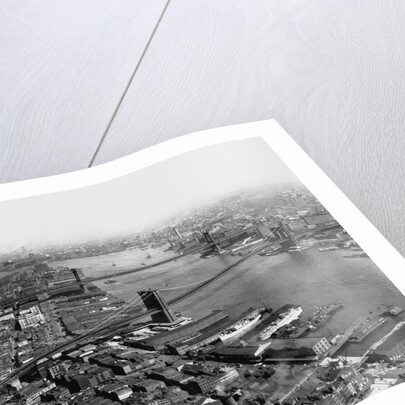 Bridges on the East River, New York by Anonymous