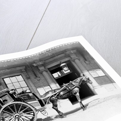 Horse-drawn Cab in London by Anonymous