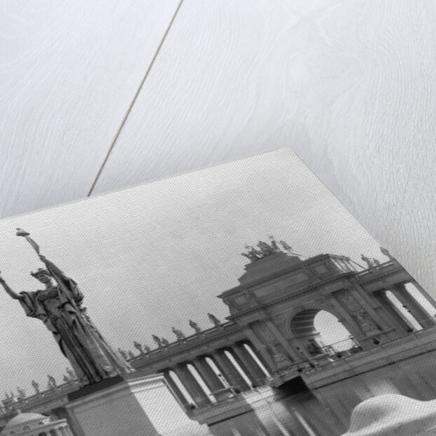 Statue of the Republic and Peristyle at the World's Columbia Exposition by Anonymous