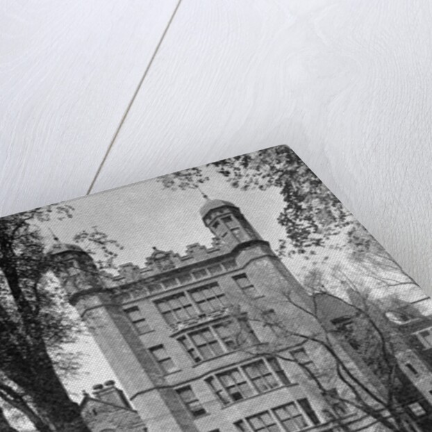 Phelps Hall and gateway, Yale College by Anonymous