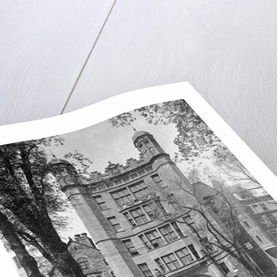 Phelps Hall and gateway, Yale College by Anonymous