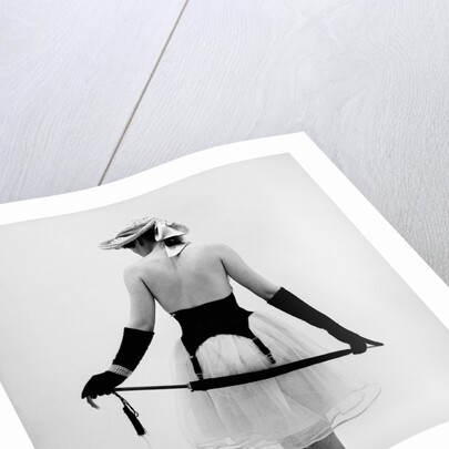 Erotic woman by Anonymous