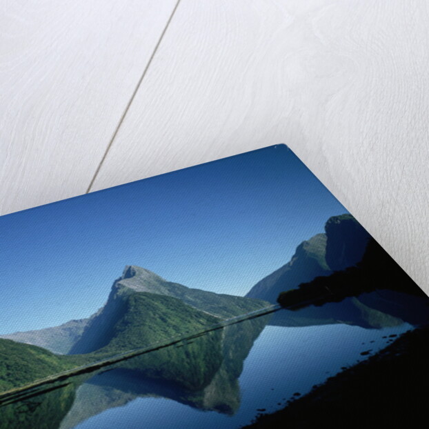 Milford Sound, New Zealand by Anonymous