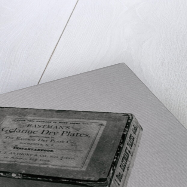 Kodak Dry Plates for Darkrooms by Anonymous