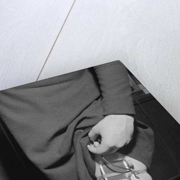 Leg-Mounted Spy Camera by Anonymous