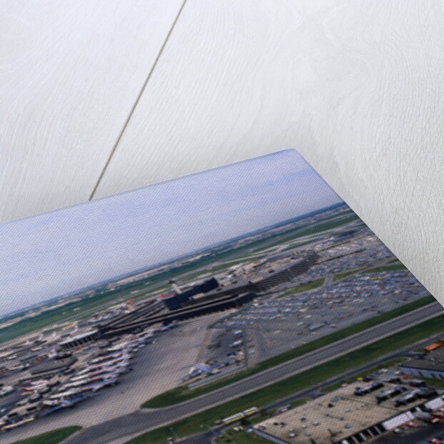 O'Hare Airport by Anonymous