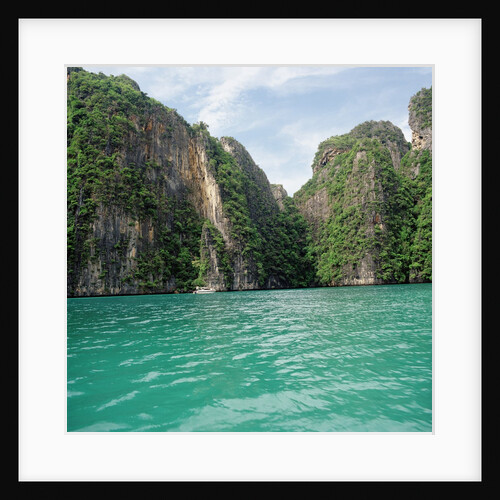 Thai coastline by Anonymous