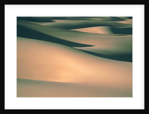 Dunes in the Death Valley, USA, Halbtotale by Anonymous