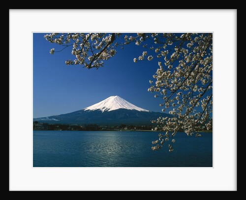 Fujisan in Japan by Anonymous