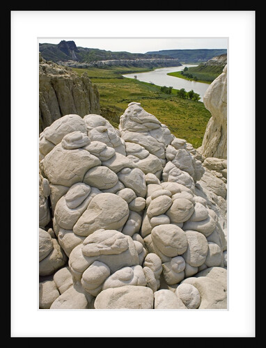Sandstone Formations on the Banks of the Missouri by Anonymous