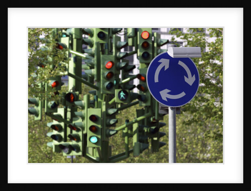 Traffic Light Tree at London Docklands by Anonymous
