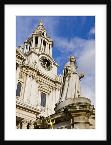 St. Paul's Cathedral and the Queen Anne statue by Anonymous