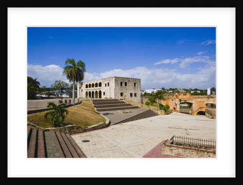 Plaza de la Hispanidad with the Museo de Alcazar de Colon by Anonymous
