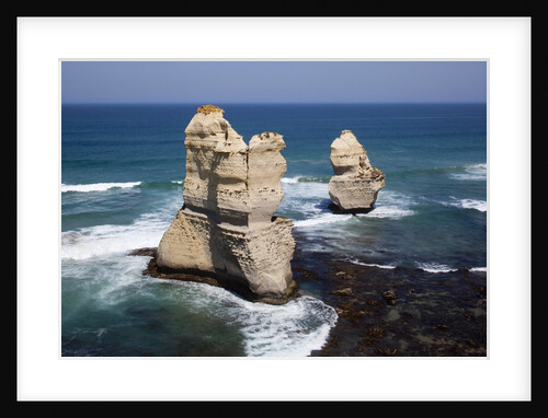 Twelve Apostles sea stacks near Gibsons Steps in Australia by Anonymous
