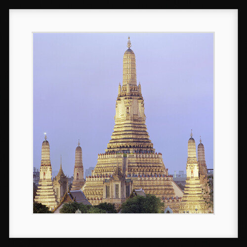 Wat Arun Buddhist temple by Anonymous