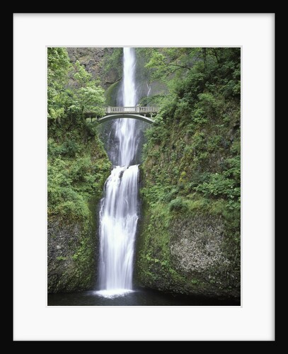 USA, Oregon, Columbia River Gorge Area, Scenic Waterfalls, Multonomah Falls by Anonymous