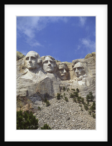 USA, South Dakota , Mount Rushmore Stone Carvings of US Presidents, George Washington, Thomas Jefferson, Teddy Roosevelt and Abraham Lincoln by Anonymous