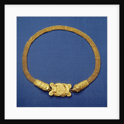Greek gold chain band with Herakles knot by Anonymous
