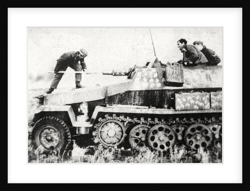 The Sd.Kfz. 251 AusfC (Sonderkraftfahrzeug 251) by Anonymous