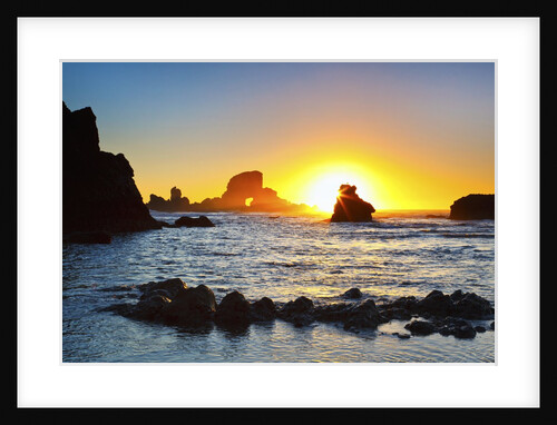 Sunset along Arch Rock, Ecola State Park, Oregon Coast, Pacific Northwest, United States by Anonymous
