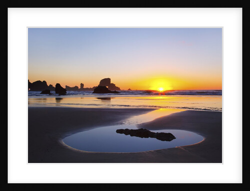 Sunset along Arch Rock, Ecola State Park, Oregon Coast, Pacific Northwest, United States by Anonymous