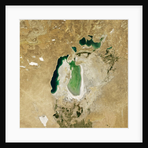 Satellite view of the Aral Sea in 2006, with the 1960 shoreline super-imposed by Anonymous