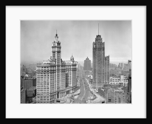Michigan Avenue view in Chicago, ca. 1925 by Anonymous