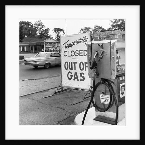 1970s gas pump with temporarily closed sign by Anonymous