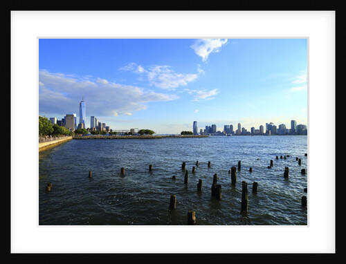 Downtown view with the Freedom tower from the Hudson River greenway by Anonymous