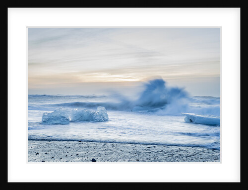 Icebergs at the Breidamerkurfjara beach, by Vatnajokull Ice Cap, Iceland by Anonymous