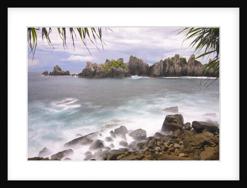 Poetic view of the Shark's Teeth rock formation by Anonymous